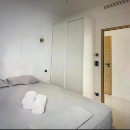 Apartment Cannes Croisette Sea & Sky *